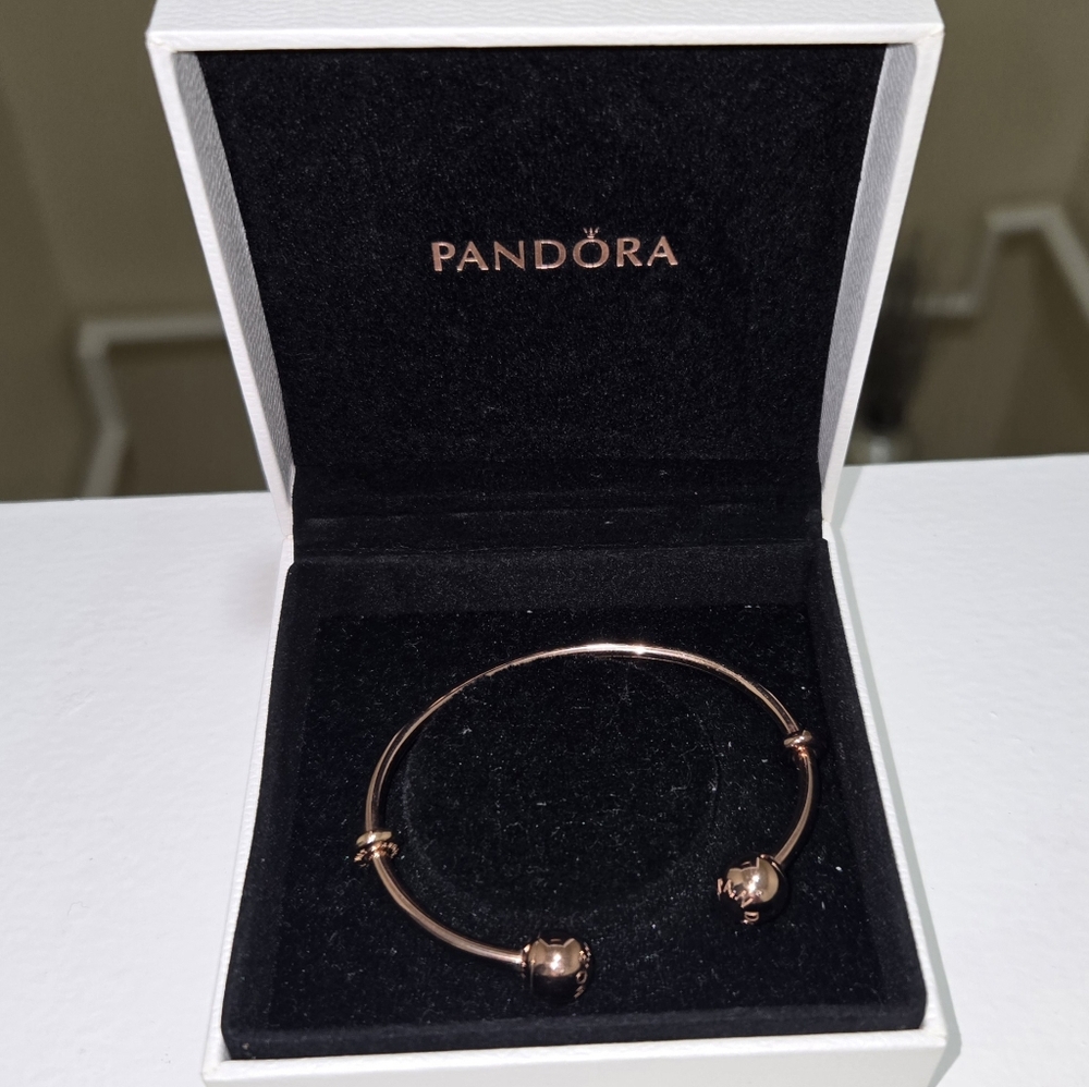 *BRAND NEW* Pandora Moments Open Bangle - Picture 6 of 7